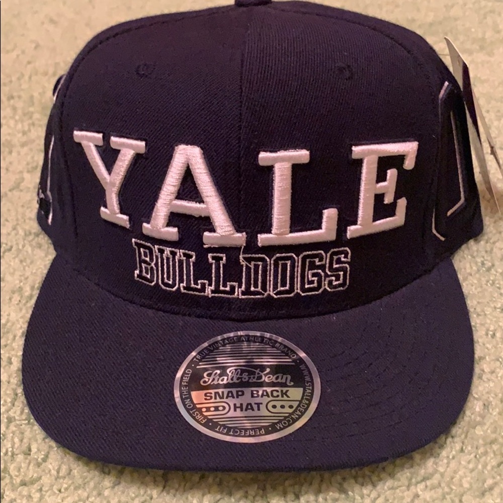 COPY - Yale bulldogs stall&dean snapback